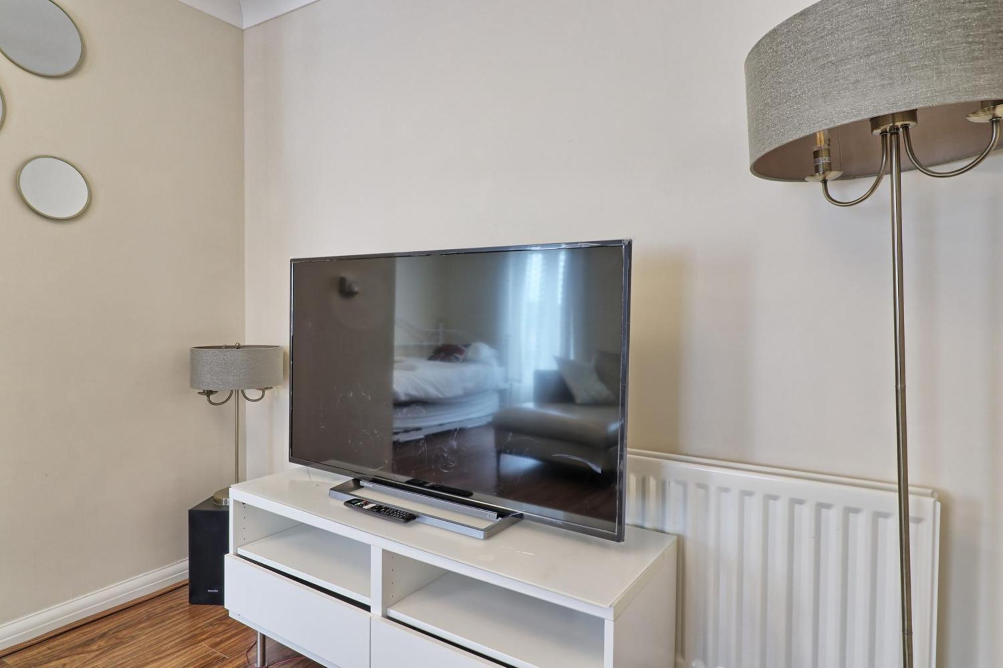 By Buildersbeds - Paignton House 4 Bedrooms Harold Wood Bagian luar foto