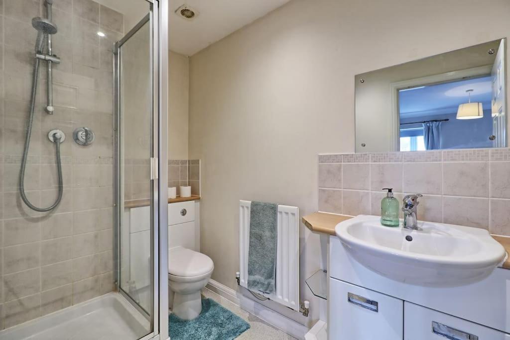 By Buildersbeds - Paignton House 4 Bedrooms Harold Wood Bagian luar foto